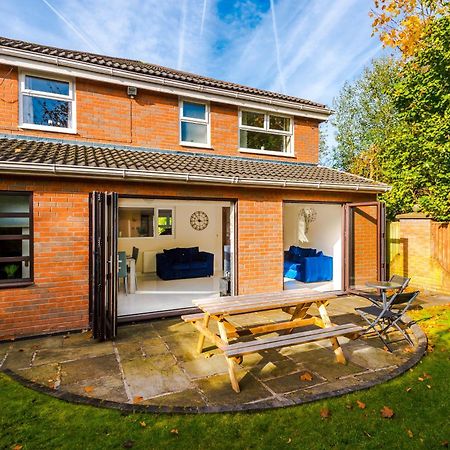 The Green- Beautiful & Spacious 5 Bed Detached In Worsley, Manchester 외부 사진