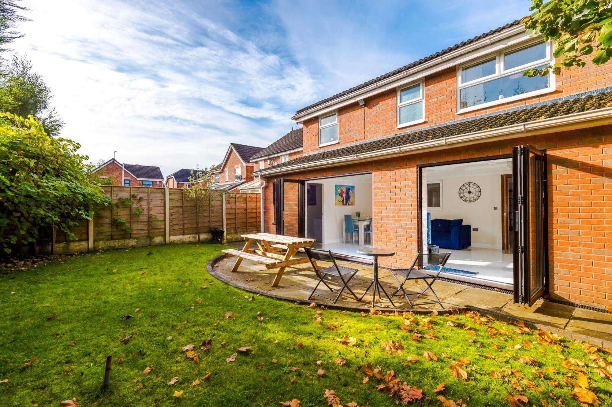 The Green- Beautiful & Spacious 5 Bed Detached In Worsley, Manchester 외부 사진